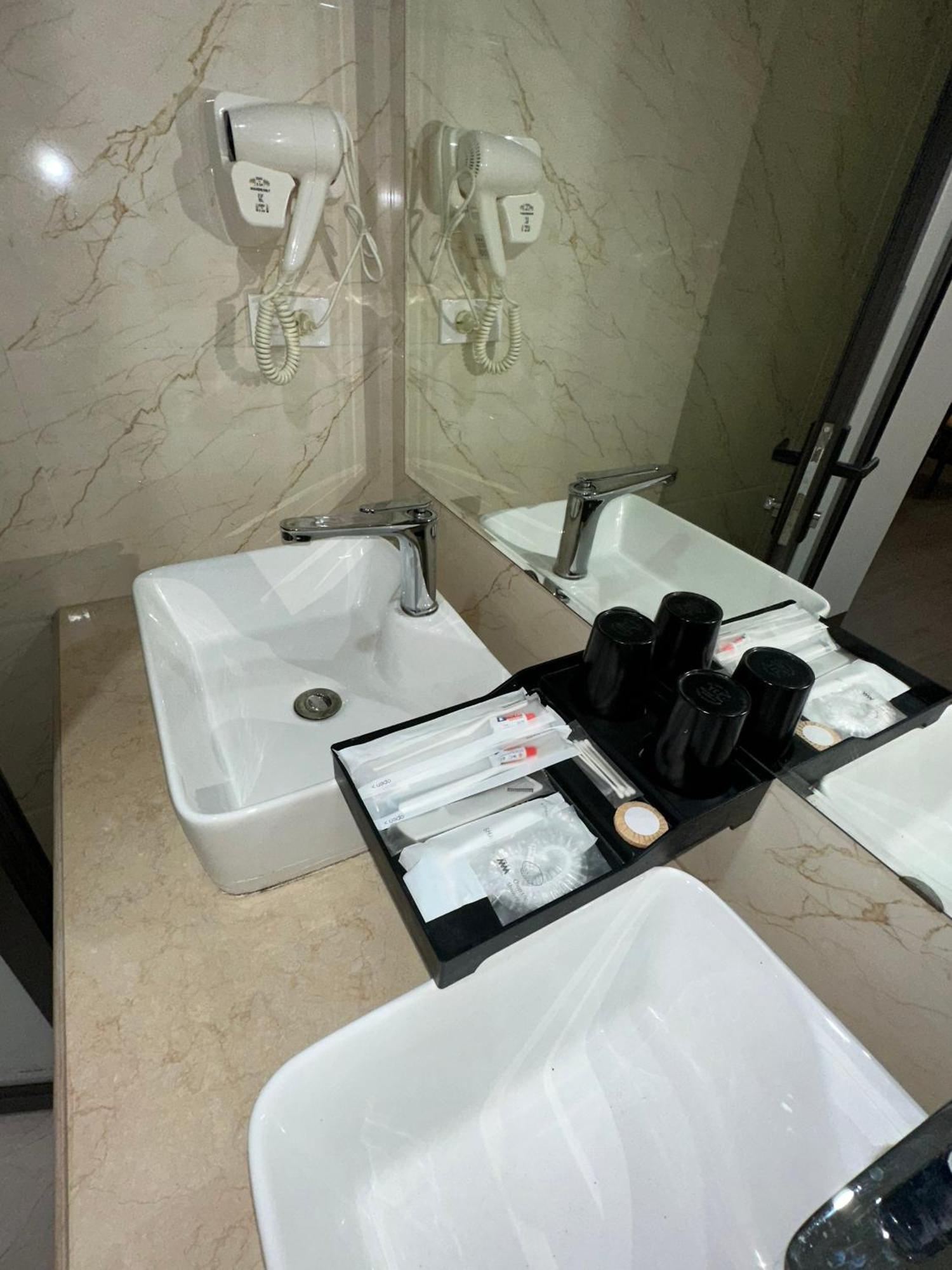 Vinh Khang Ha Long Hotel 외부 사진