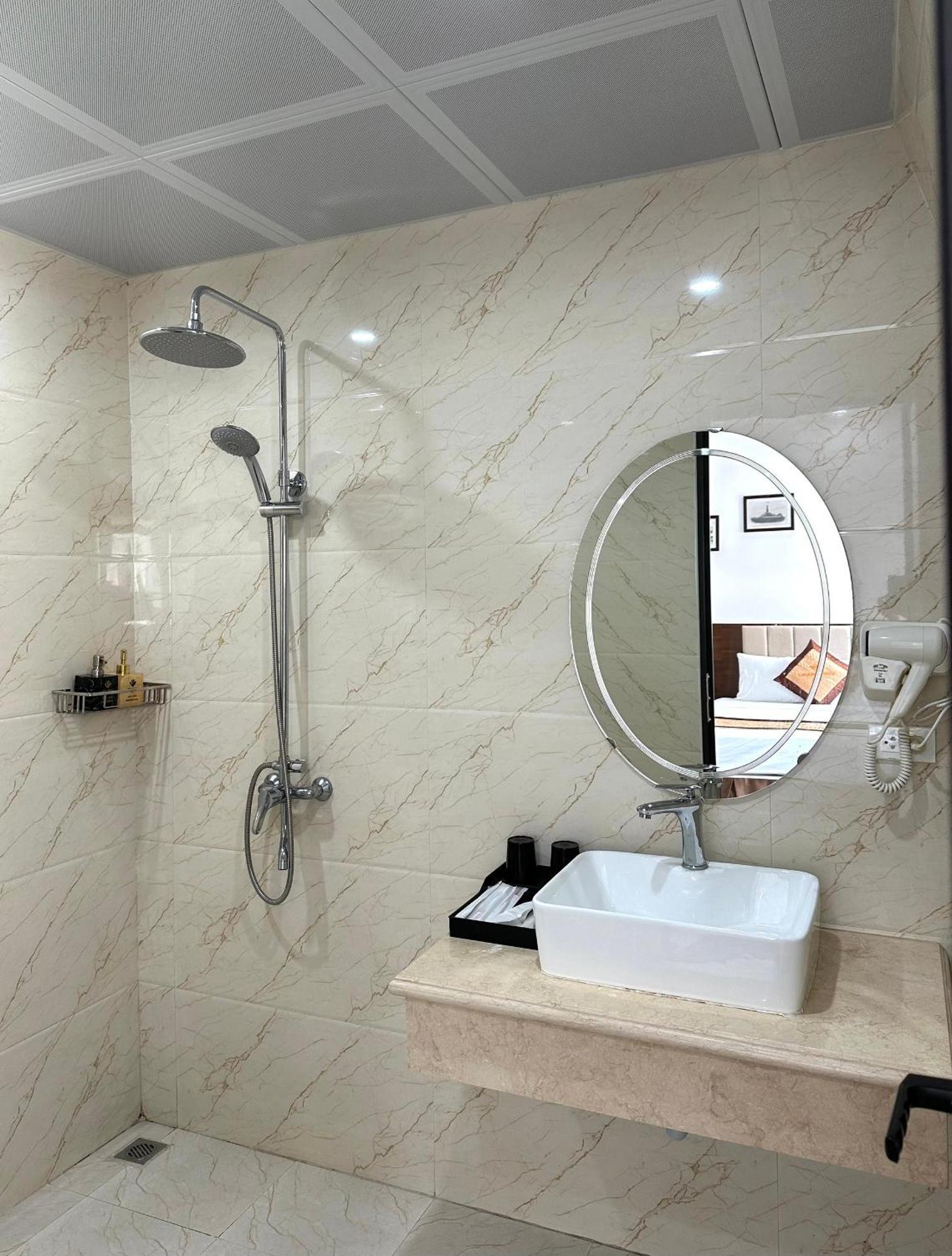 Vinh Khang Ha Long Hotel 외부 사진